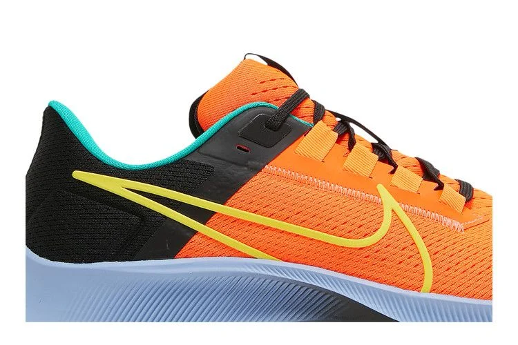 Кроссовки Nike Air Zoom Pegasus 38 'Unity Pack - Hyper Crimson'