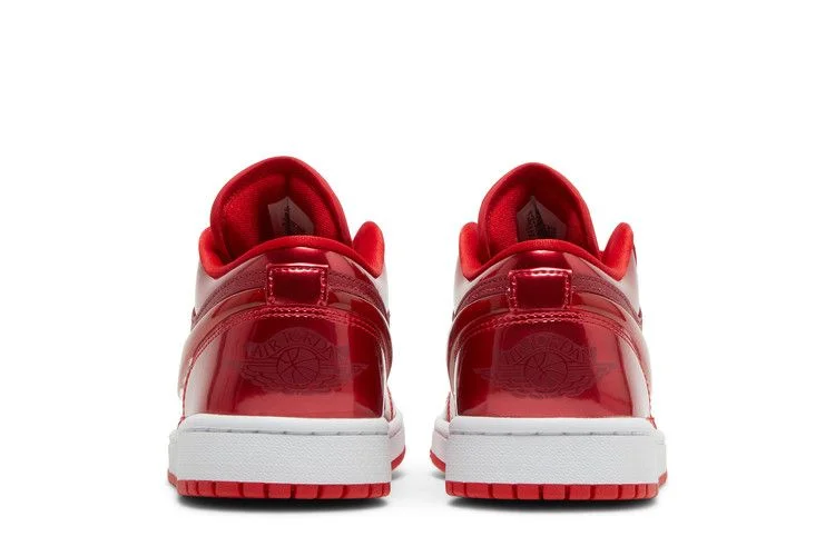 Кроссовки Wmns Air Jordan 1 Low SE 'Pomegranate'