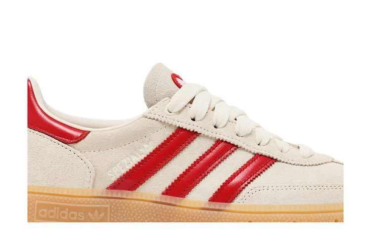Кроссовки adidas Wmns Handball Spezial 'Cream White Scarlet Sandy Pink'