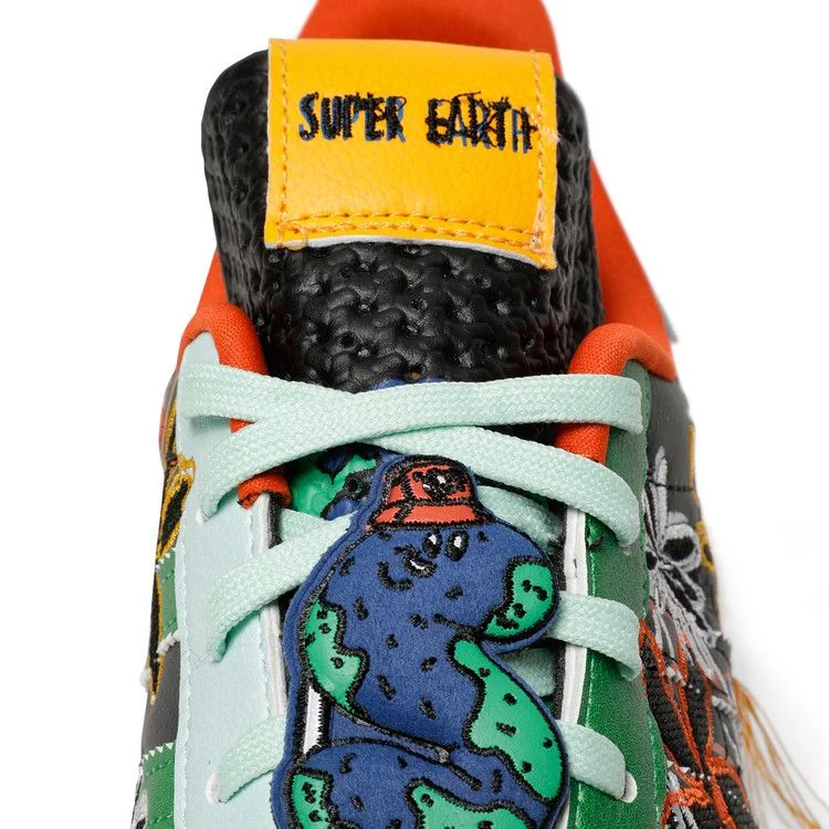 Krossovki-Sean-Wotherspoon-x-adidas-Superstar-Super-Earth-Black-9