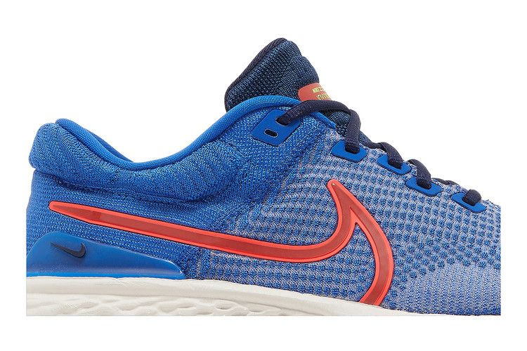 zoomx-invincible-run-flyknit-2-game-royal-red-clay-dx3372-400_01