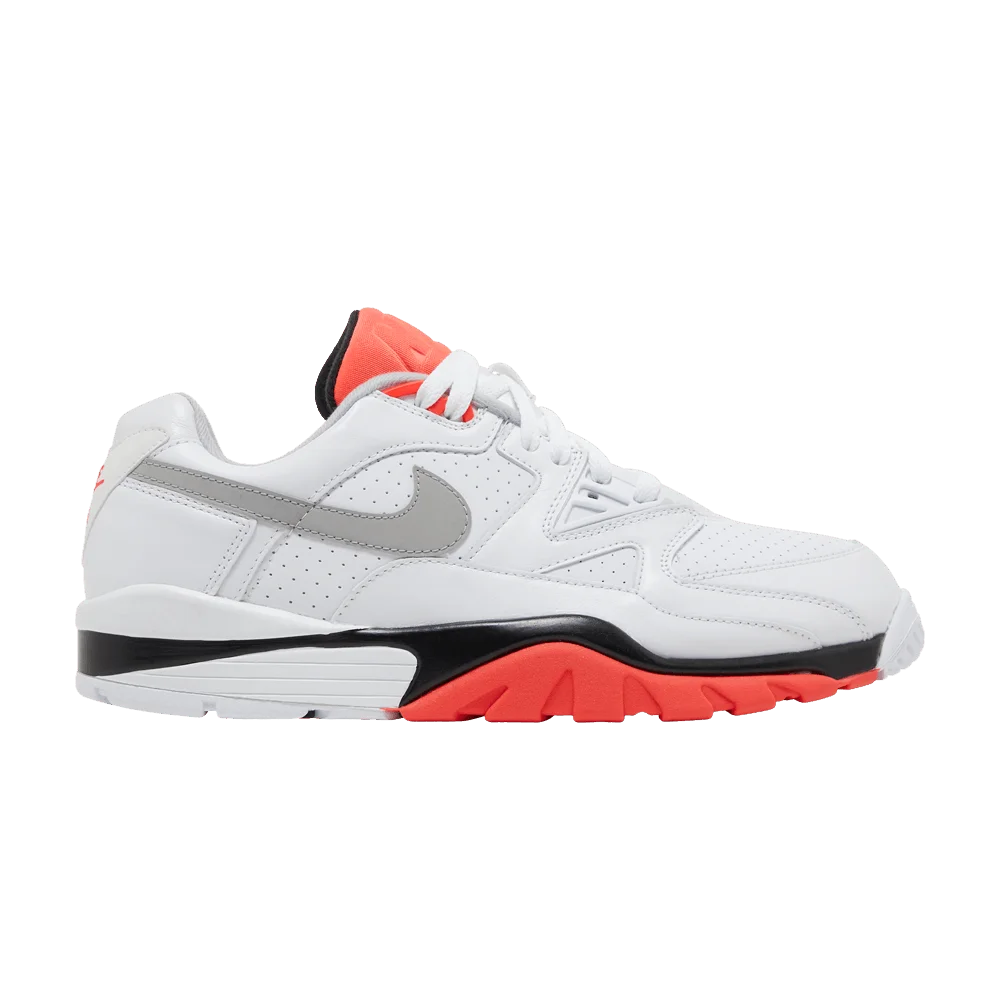 Krossovki-Nike-Air-Cross-Trainer-3-Low-Infrared
