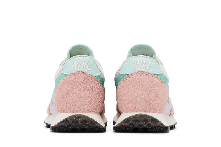 Krossovki-Nike-Wmns-Daybreak-Pastel-5