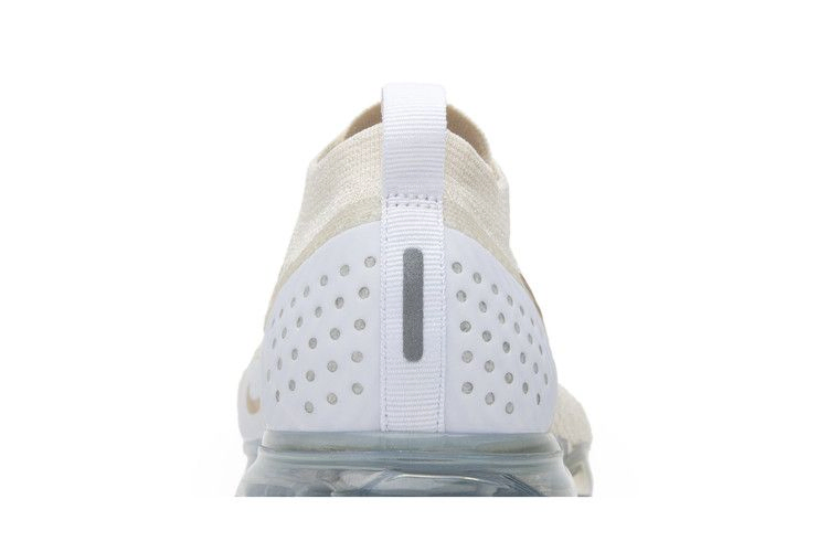air-vapormax-flyknit-2-0-light-cream-942843-201_06
