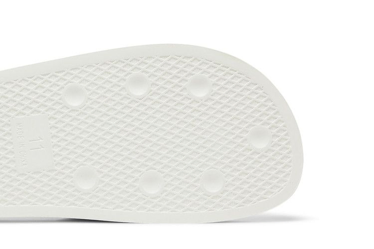 mark-gonzales-x-shmoofoil-slide-white-black-fy6848_04