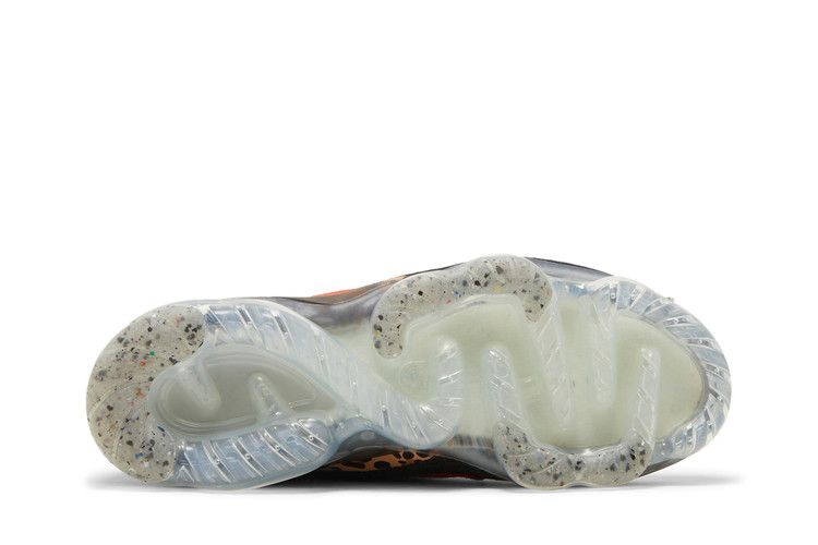 wmns-air-vapormax-2021-flyknit-leopard-dh4090-001_03