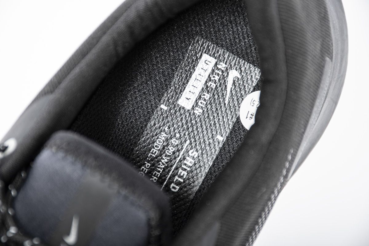 Air-Zoom-Pegasus-35-Shield-Triple-Black-11