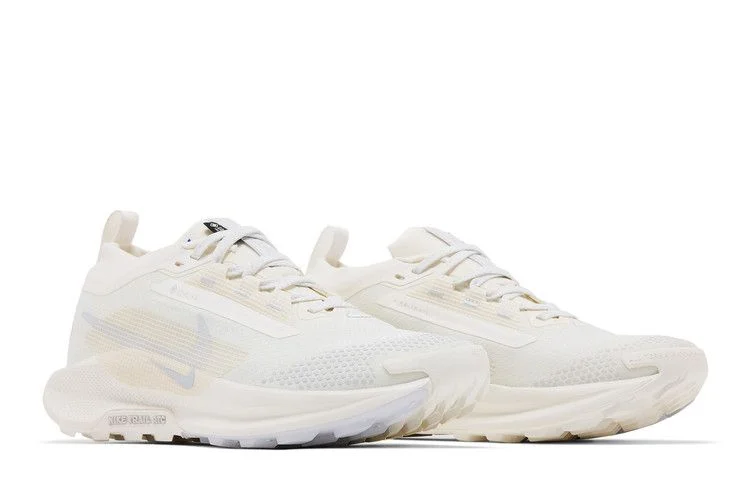 Krossovki-Nike-Wmns-Pegasus-Trail-5-GORE-TEX-Sail-Photon-Dust-7