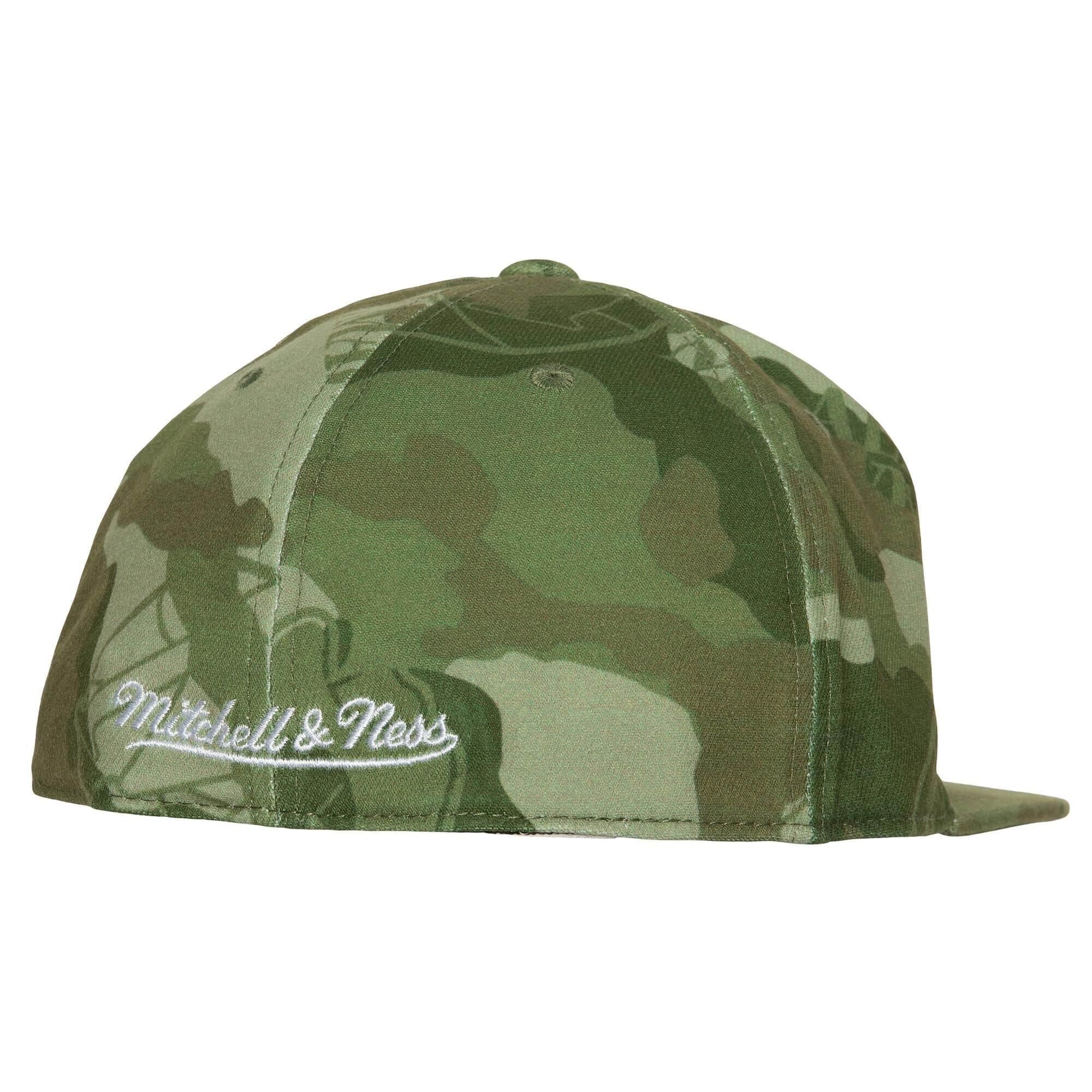 Mitchell-Ness-Ghost-Camo-Stretch-Fitted-HWC-Dallas-Mavericks-Hat-1