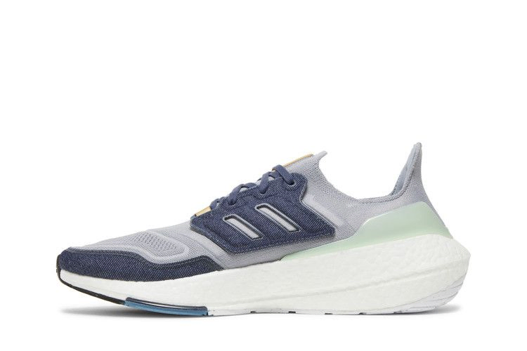 ultraboost-22-halo-silver-shadow-navy-gx9158_02