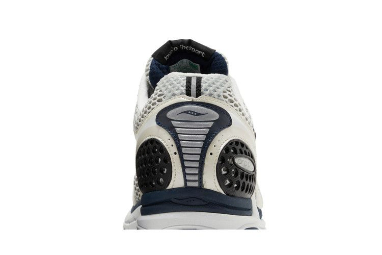 Кроссовки Saucony Progrid Triumph 4 'White Navy'