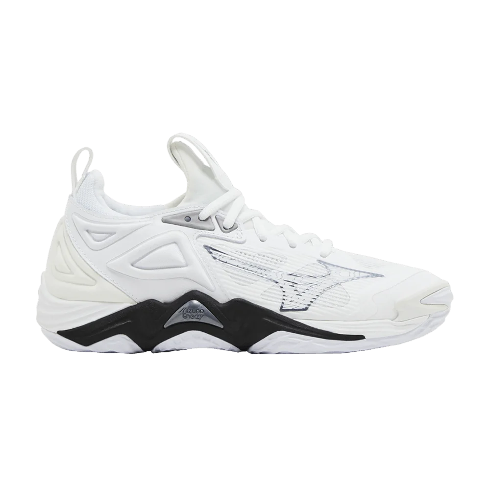 Krossovki-Mizuno-Wmns-Wave-Momentum-3-White-Black