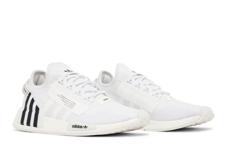 nmd_r1-v2-white-black-hp9744_07