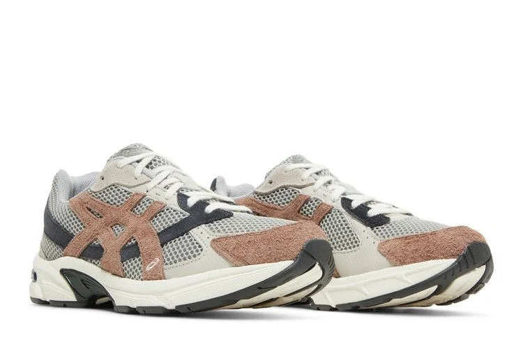 Krossovki-HAL-STUDIOS-x-ASICS-Gel-1130-Earth-7