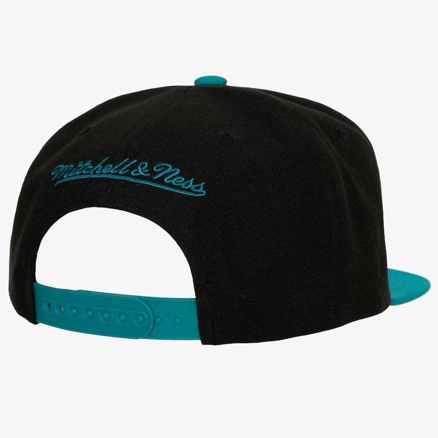 Бейсболка Mitchell & Ness Black San Jose Sharks Cross Check Snapback Hat
