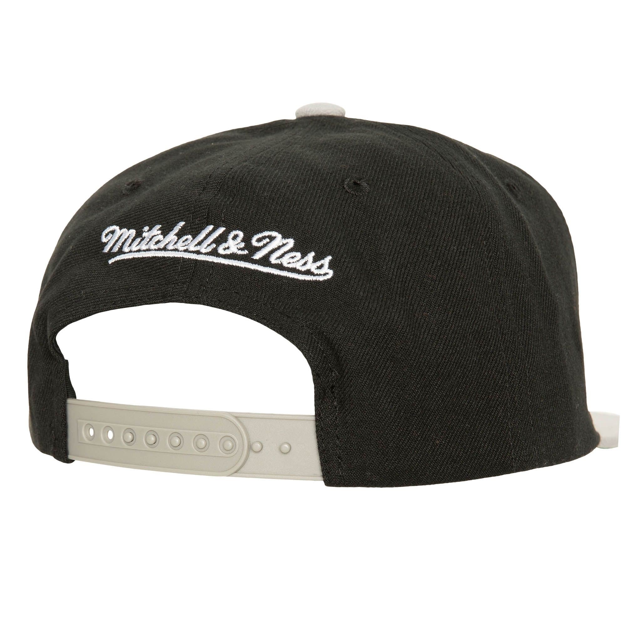Mitchell-Ness-Circle-Splash-Snapback-Brooklyn-Nets-Hat-1