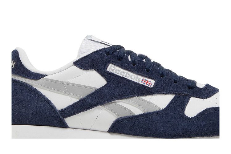 Кроссовки Reebok Classic Leather 'Vector Navy White'