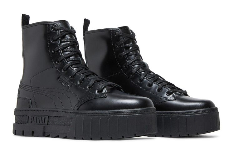 dua-lipa-x-wmns-mayze-boot-black-388611-01_07
