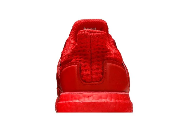 Кроссовки adidas Wmns UltraBoost DNA S&L 'Lush Red'