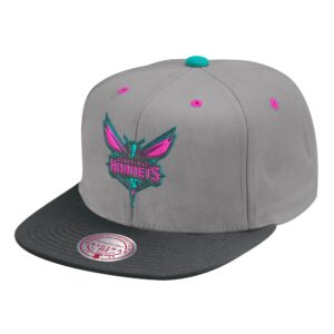 Mitchell-Ness-Grey-Wolf-Mags-Snapback-Charlotte-Hornets-Hat-300x300