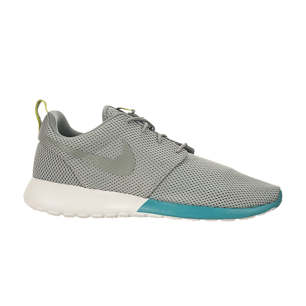 Krossovki-Nike-Roshe-Run-1