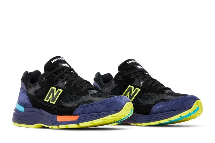 Krossovki-New-Balance-992-Made-in-USA-Black-Purple-7