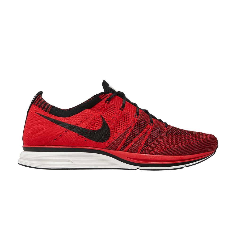 Кроссовки Nike Flyknit Trainer+ 'University Red'