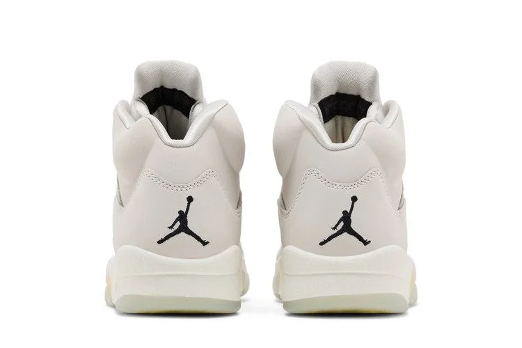 Кроссовки Wmns Air Jordan 5 Retro 'Year of the Snake'