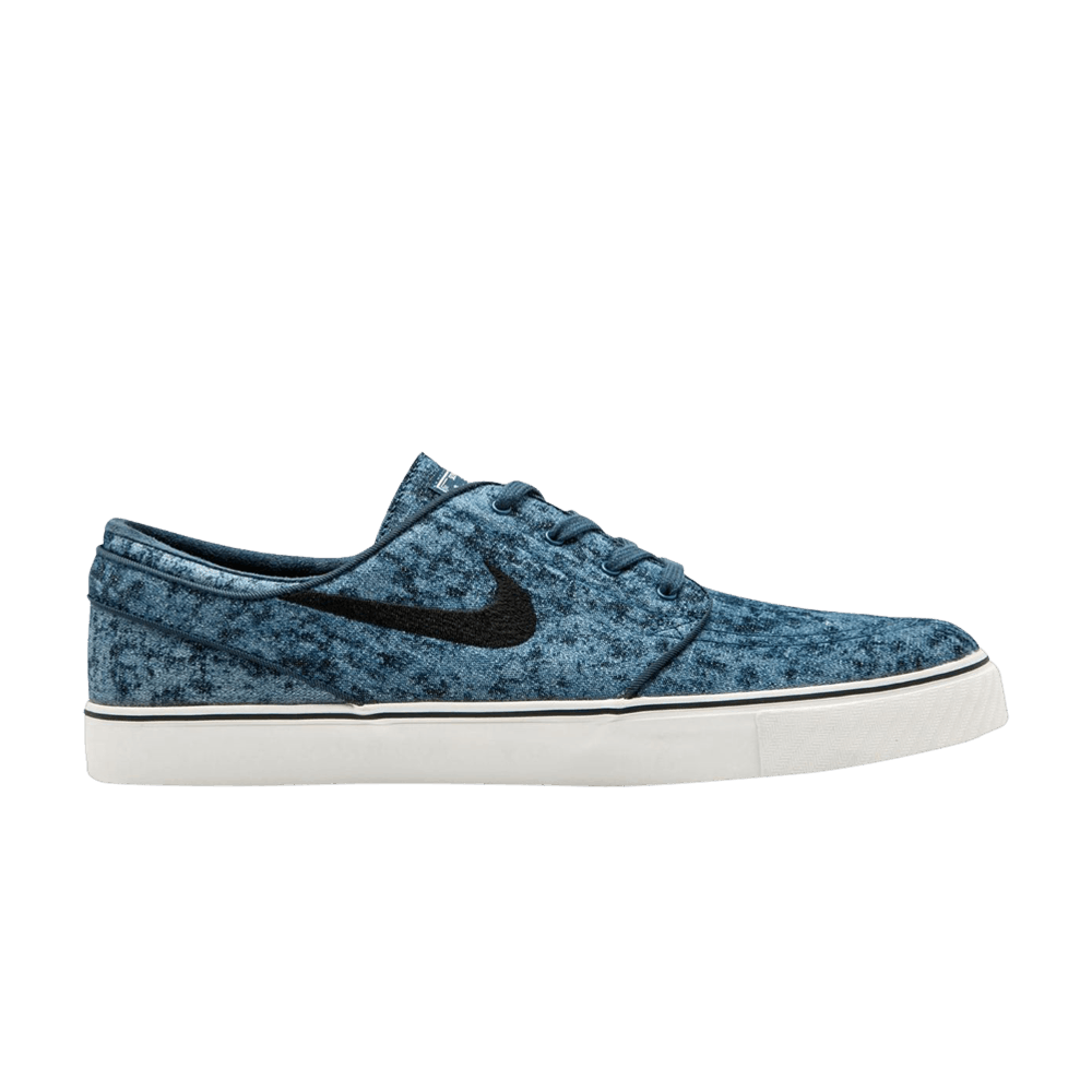 sb-zoom-stefan-janoski-canvas-705190-401