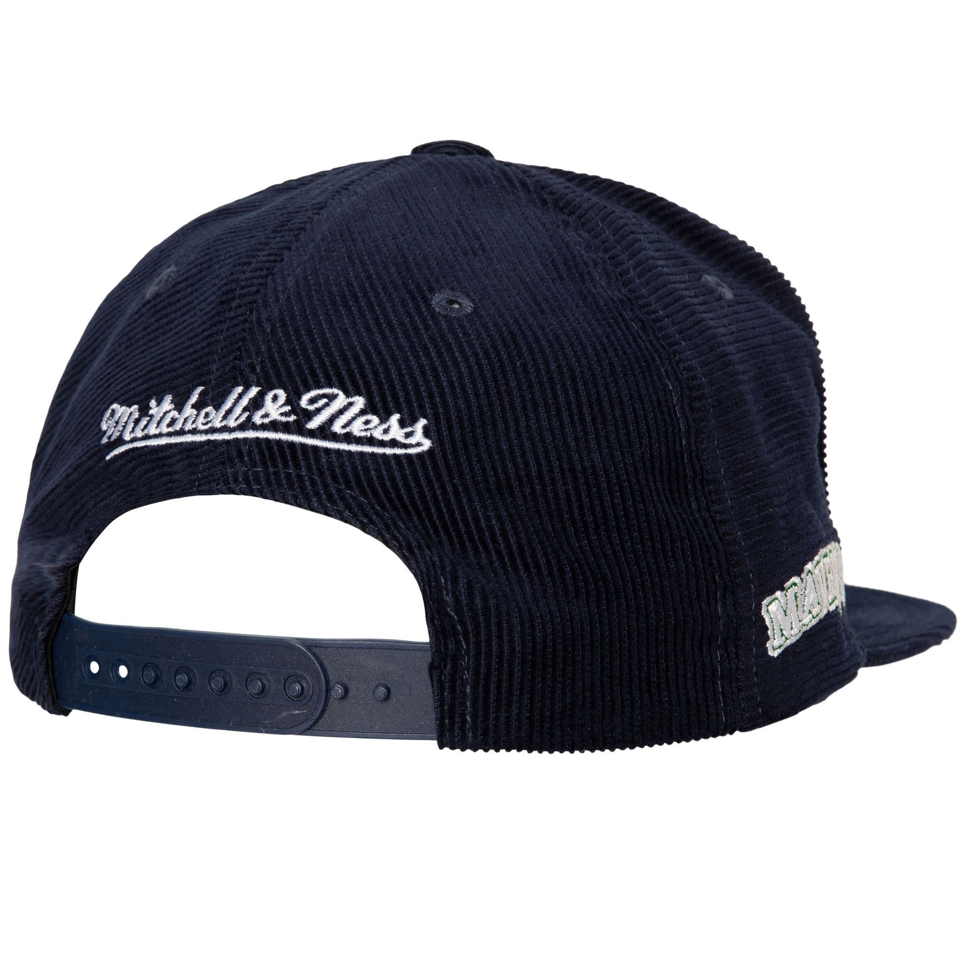Mitchell-Ness-All-Directions-Snapback-HWC-Dallas-Mavericks-Hat-1