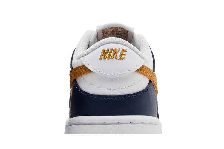dunk-low-td-midnight-navy-wheat-fb9107-111_06