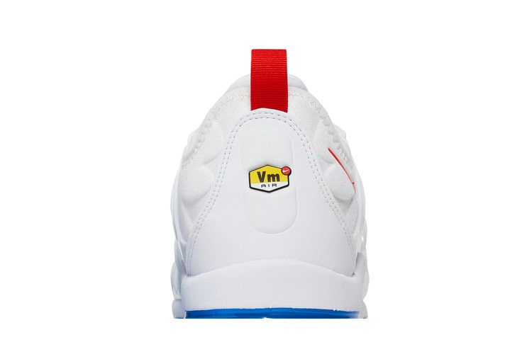 Кроссовки Nike Air VaporMax Plus 'White University Blue'