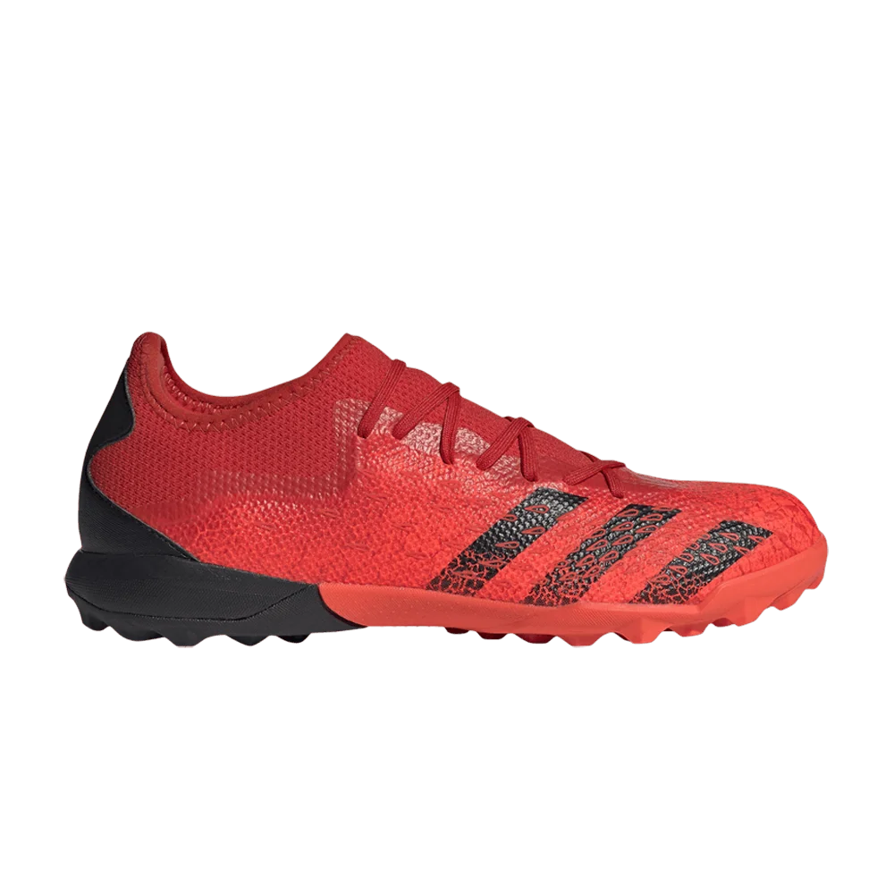 Krossovki-Adidas-Predator-Freak.3-TF-Demonscale-Solar-Red-1