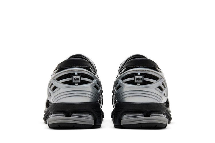 Кроссовки New Balance 1906L 'Silver Metallic Black'