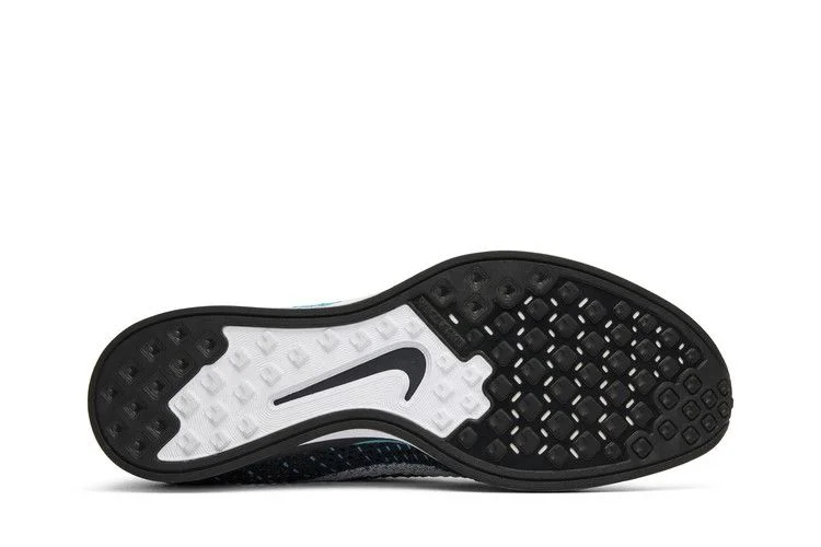 Krossovki-Nike-Flyknit-Racer-Chlorine-Blue-3
