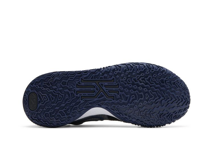 kyrie-low-4-tb-black-midnight-navy-da7803-004_03