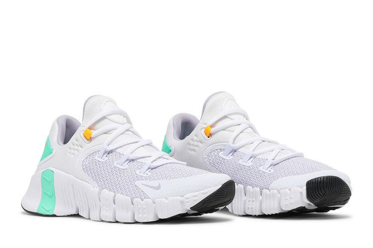 wmns-free-metcon-4-white-green-glow-cz0596-135_07