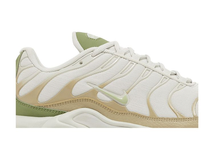 Кроссовки Nike Wmns Air Max Plus 'Light Bone Alligator'