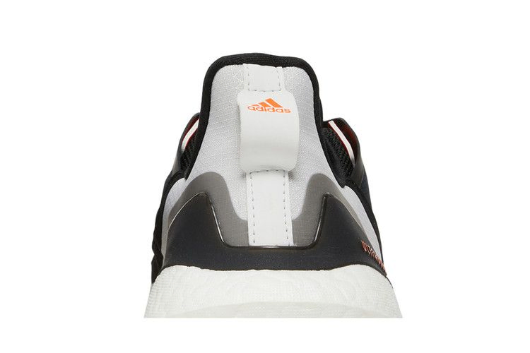 ultraboost-22-gore-tex-dash-grey-impact-orange-gx8321_06