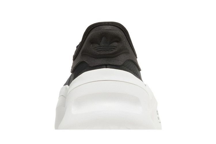 adifom-trxn-black-white-if2226_06