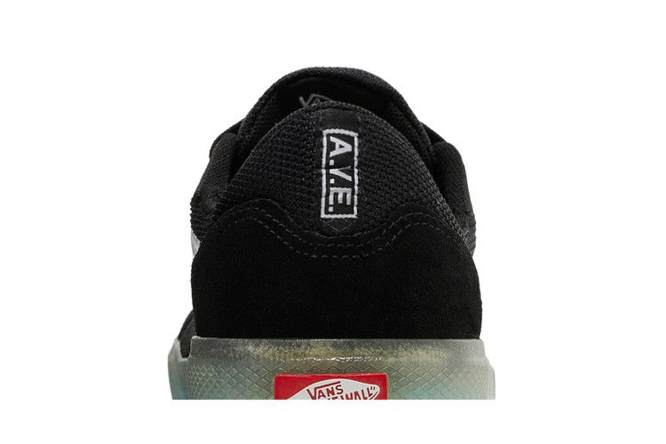 ave-pro-black-white-vn0a5jiby28_06