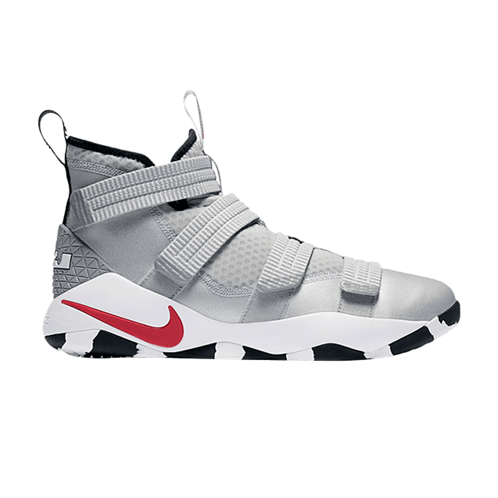 lebron-soldier-11-ep-silver-bullet-897647-007