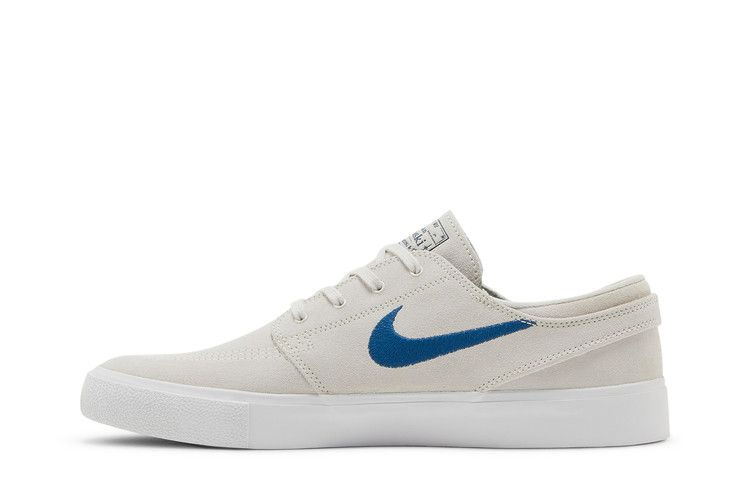 zoom-stefan-janoski-rm-sb-summit-white-court-blue-aq7475-108_02