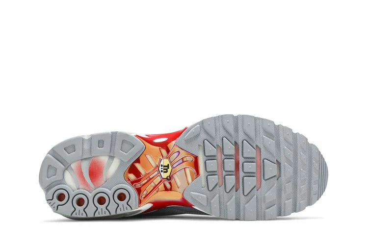 Krossovki-Nike-Air-Max-Plus-TN-SE-Speed-Red-3