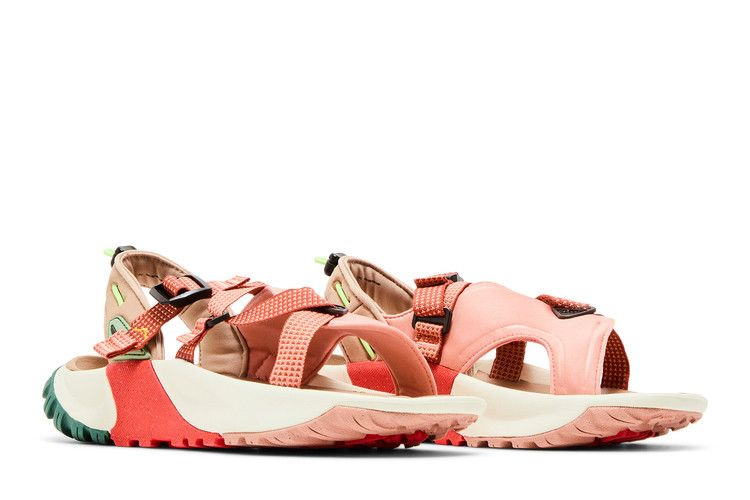 wmns-oneonta-sandal-light-madder-root-dj6602-800_07