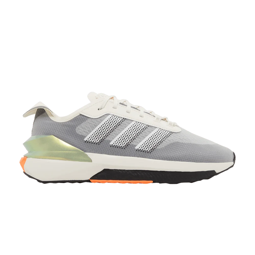 Krossovki-adidas-Avryn-Chalk-Orange