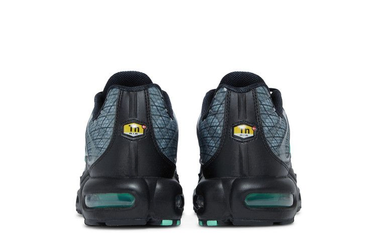 air-max-plus-spirograph-fb3351-001_05