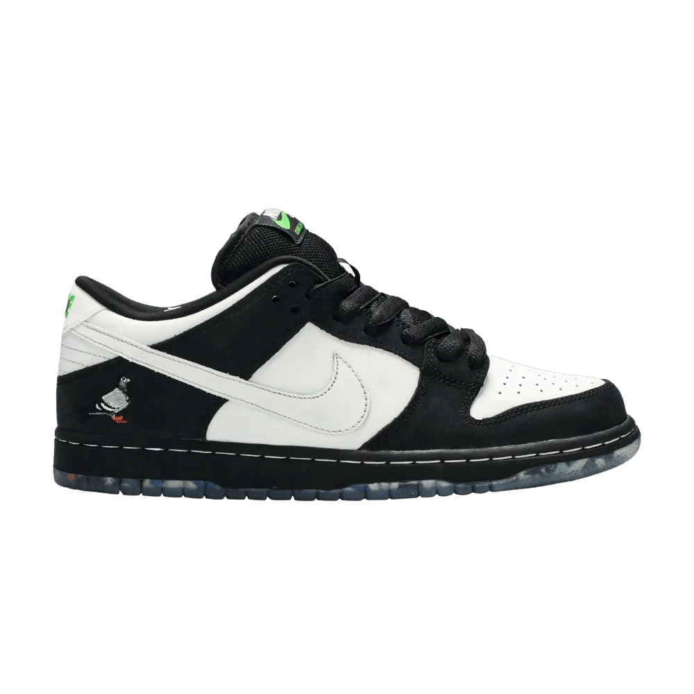 Krossovki-Jeff-Staple-x-Nike-Dunk-Low-Pro-SB-Panda-Pigeon-Laser-Etched