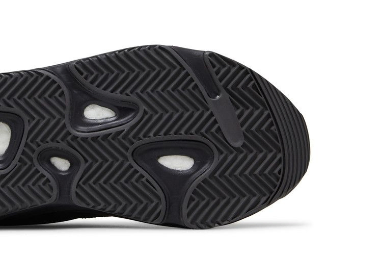 yeezy-boost-700-v2-vanta-2024-fu6684-24_04