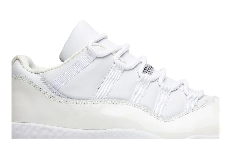 Krossovki-Air-Jordan-11-Retro-Low-White-Light-Zen-Grey-1